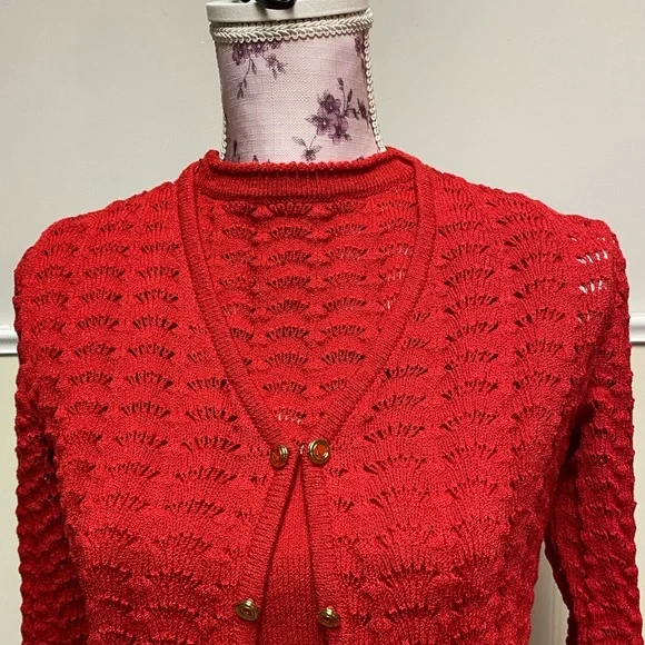 ST. JOHN Twin Set Sweater Set Cardigan and Matching Shell - Picture 6 of 16